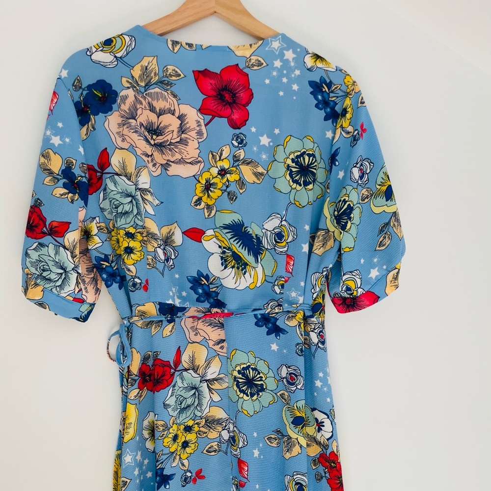 Love J 1X floral wrap dress. - Picture 6 of 8